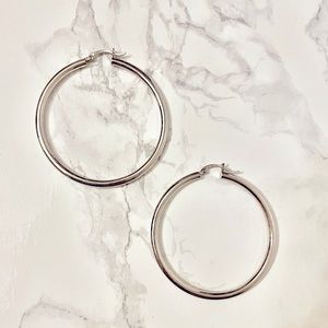 14K white gold hoop earrings